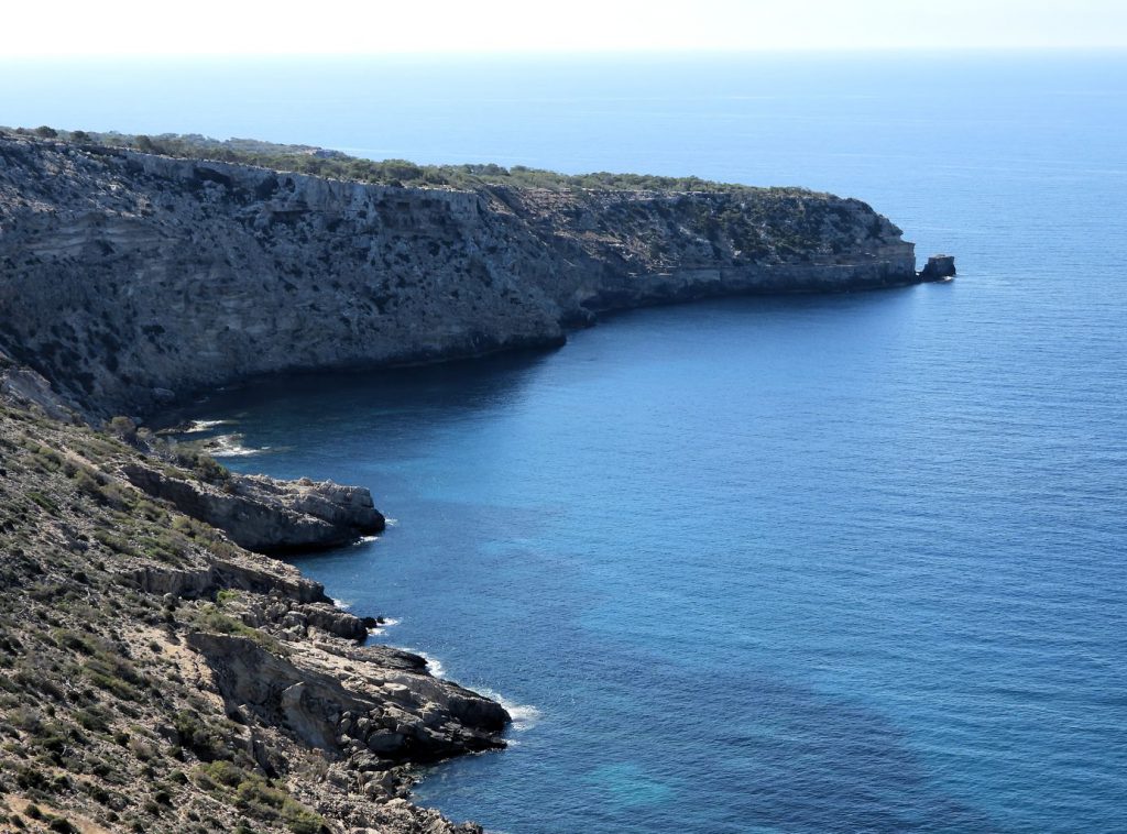 Rafeubetx cove and Morro d'en Feliu cape.